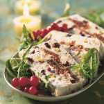 Terrina de roquefort com figos e frutos secos