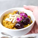 Mingau de quinoa com leite dourado