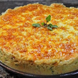 Torta Low Carb com Massa de Couve-Flor