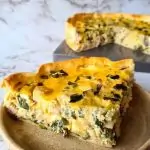 Torta low carb de frango e cebolinha