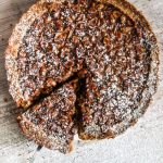 Torta de Amendoim e Caramelo Salgado