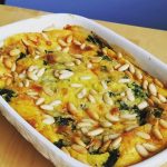 Clafoutis salgados com espinafre e queijo de cabra