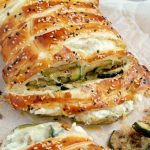 Folhado de curgete, pesto e burrata